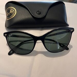 Ray Ban 4360 Cat Eye Sunglasses